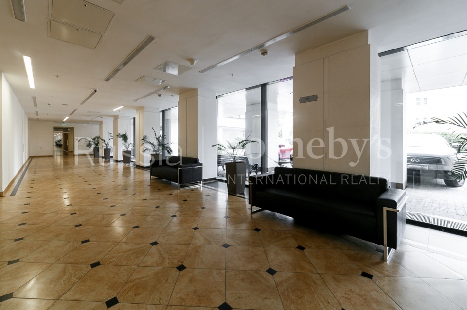 Продается 3-комнатная квартира, площадью 159.00 кв.м. Москва, переулок Казарменный, дом 3