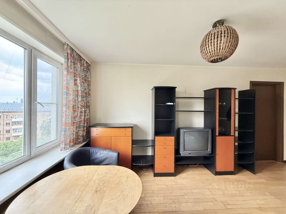 Продается 2-комнатная квартира, площадью 49.00 кв.м. Москва, улица Пресненский Вал, дом 40