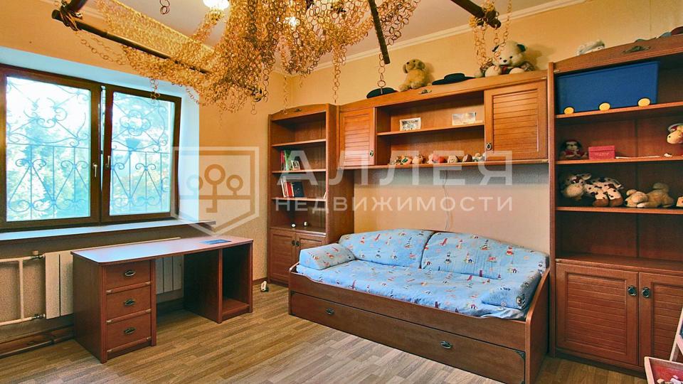 Продается дом, площадью 560.00 кв.м. Московская область, Одинцовский район, деревня Ивановка