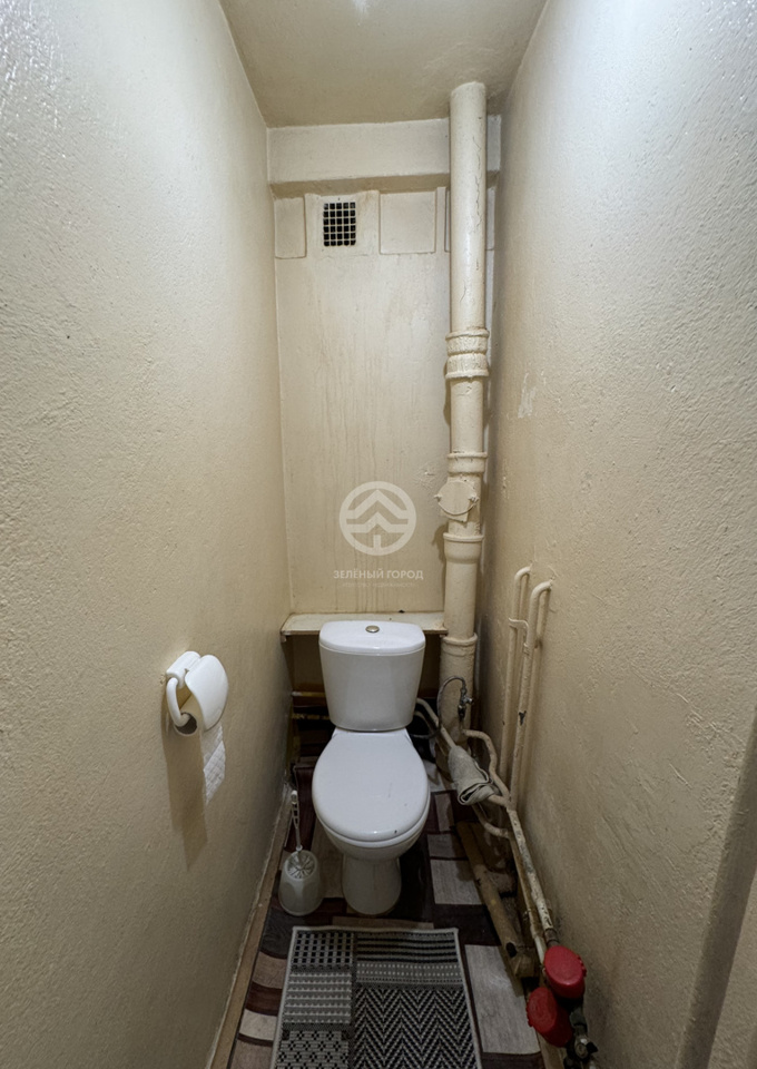 Продается 2-комнатная квартира, площадью 54.60 кв.м. Московская область, Клин городской округ, село Петровское, улица Центральная, дом 24