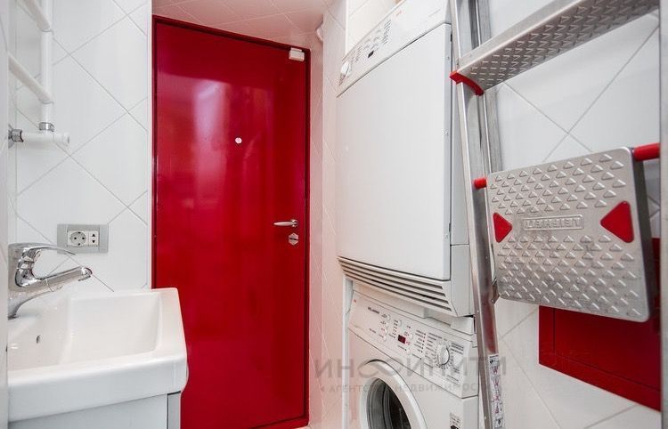 Продается 4-комнатная квартира, площадью 95.50 кв.м. Москва, набережная Котельническая, дом 1/15квк