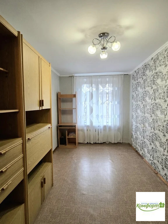 Продается 3-комнатная квартира, площадью 56.90 кв.м. Московская область, Раменский район, дачный поселок Родники, улица Б.Учительская, дом 18