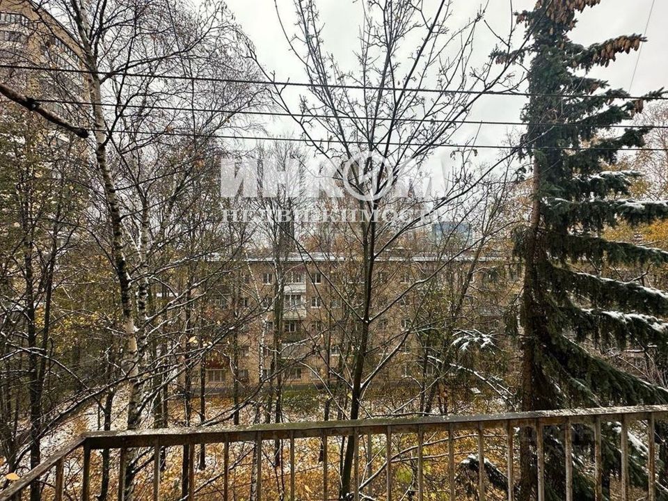 Продается 2-комнатная квартира, площадью 43.20 кв.м. Москва, улица Ярцевская, дом 11к3