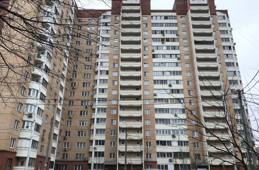 Жилой дом в Зеленом переулке. Московская обл., Люберцы, Калинина пос., Зеленый пер., 8