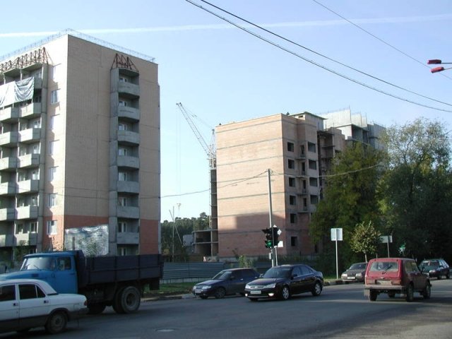 ЖК на ул. Чернышевского. Московская обл., Серпухов, Чернышевского ул., корп. 1-5