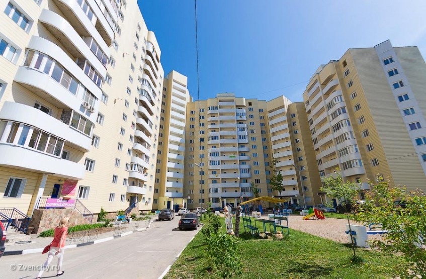 ЖК Холмогоры-3. Московская обл.,  Звенигород, Южный мкр., Радужная ул., 12
