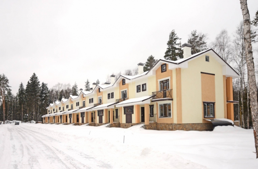 Апарт-комплекс Яхонтовый лес. Московская обл., Ногинский р-н, 40 км от Москвы, природный курорт "Яхонты"
