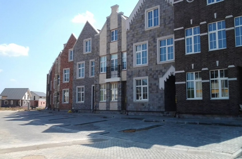 ЖК Изумрудный. Москва, Троицк, КП Изумрудный, 1-я Изумрудная ул.