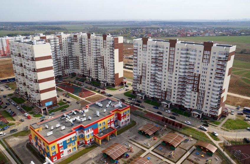 Мкр Центральный (Новые Ватутинки). Москва, Новые Ватутинки Центральный мкр., Нововатутинский пр.