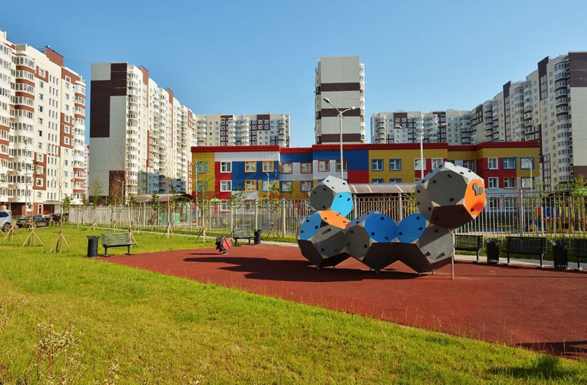 Мкр Центральный (Новые Ватутинки). Москва, Новые Ватутинки Центральный мкр., Нововатутинский пр.