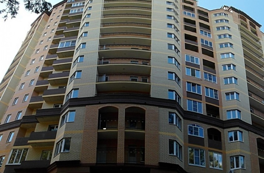 ЖК Лермонтовский в Звенигороде. Московская обл., Звенигород, Нахабинское ш., 1 корп. 1-3