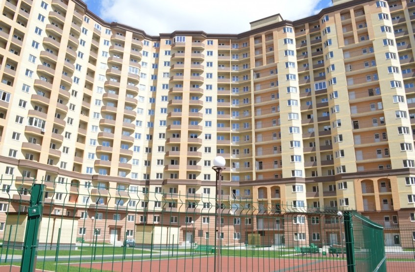 ЖК Лермонтовский в Звенигороде. Московская обл., Звенигород, Нахабинское ш., 1 корп. 1-3