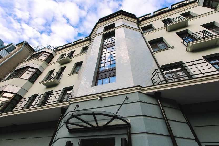 Клубный дом. 1-й Добрынинский пер., 8, стр. 1. Москва, Добрынинский 1-й пер., 8, стр. 1