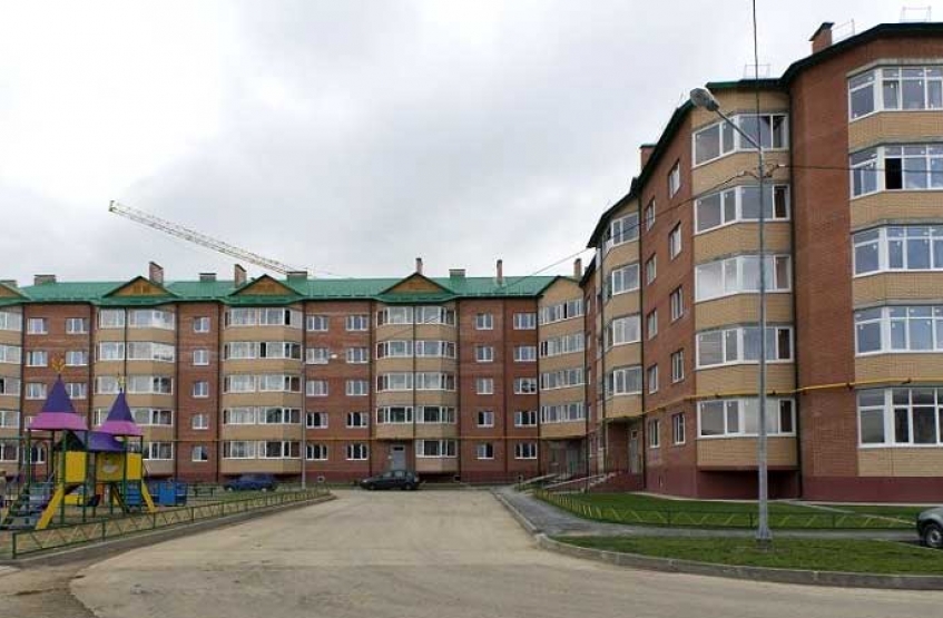 Мкр Южный в Бронницах. Московская обл., Бронницы, Соловьиная Роща ул., 1, 3, 5