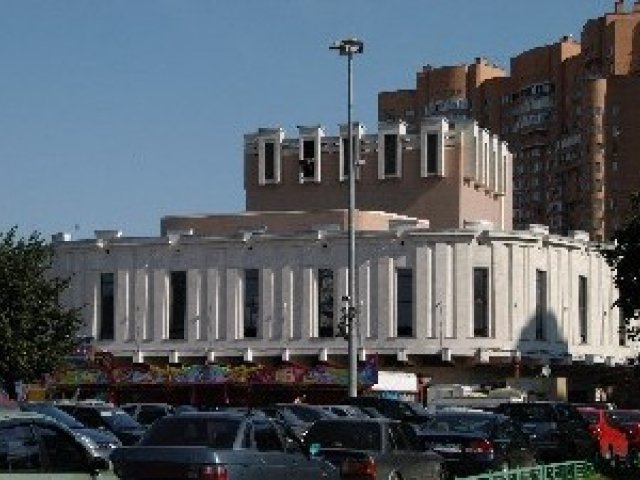 Жилой дом на Московской, 84. Московская обл., Чехов, Московская ул., 84