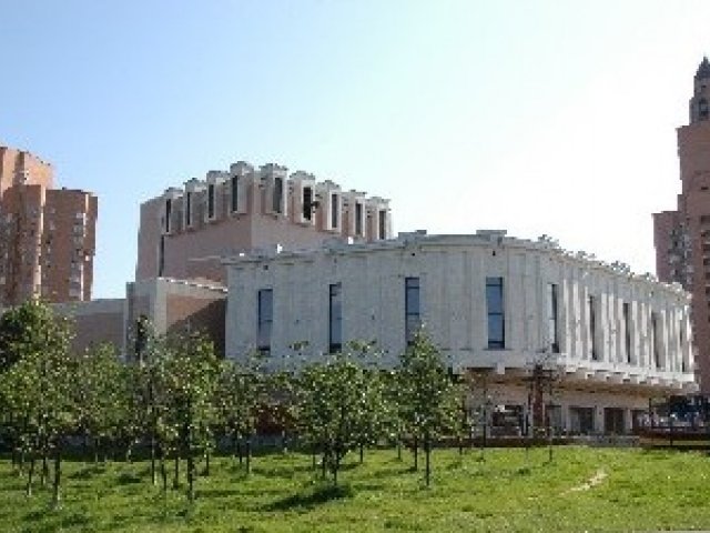 Жилой дом на Московской, 84. Московская обл., Чехов, Московская ул., 84