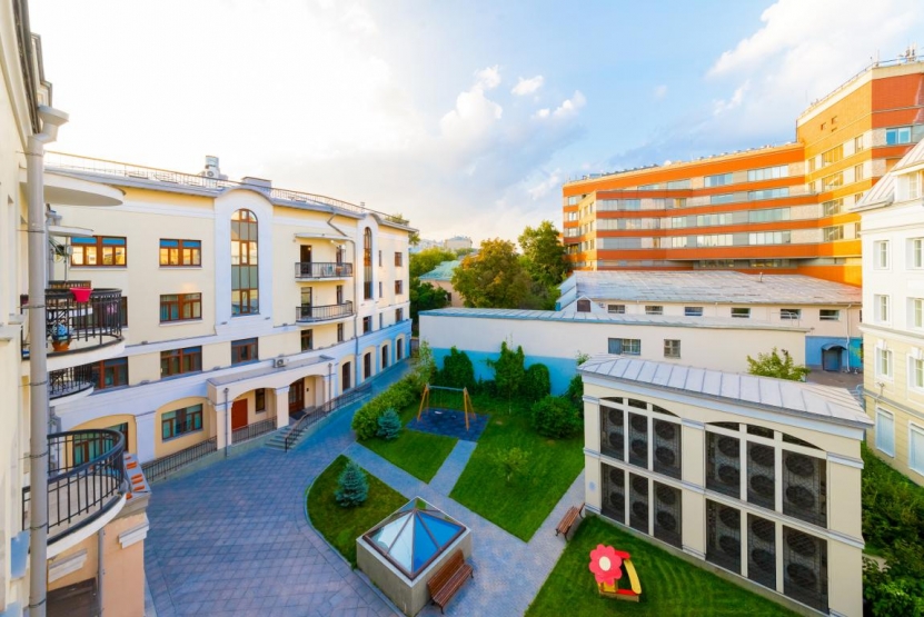 Клубный дом Первой гильдии. Москва, Большой Овчинниковский пер., 20, 22